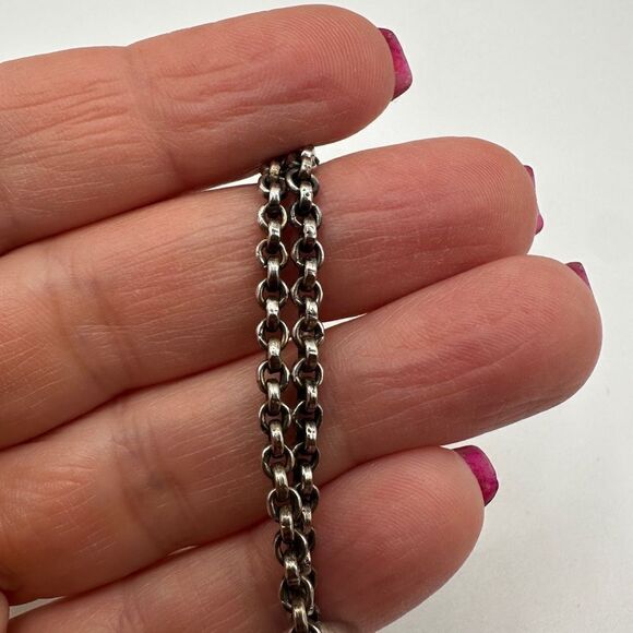 Genuine Silpada oval cut blue topaz and sterling silver necklace! - Picture 4 of 15